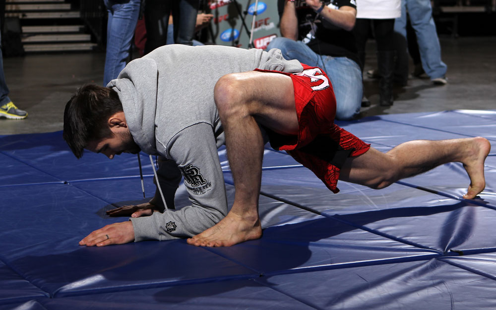 LAS VEGAS, NV - FEBRUARY 01: Carlos Condit works out for the media and fans during the UFC 143 open workouts at Mandalay Bay Events Center on February 1, 2012 in Las Vegas, United States. (Photo by Josh Hedges/Zuffa LLC/Zuffa LLC via Getty Images) *** Local Caption *** Carlos Condit
