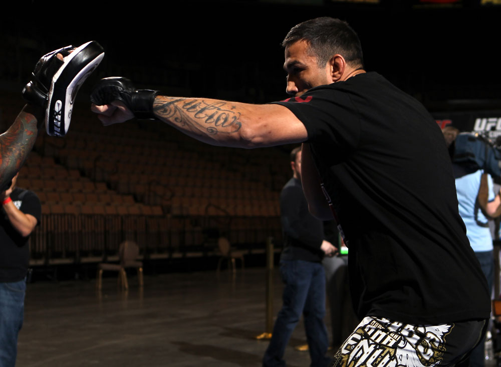 LAS VEGAS, NV - FEBRUARY 01: Fabricio Werdum works out for the media and fans during the UFC 143 open workouts at Mandalay Bay Events Center on February 1, 2012 in Las Vegas, United States. (Photo by Josh Hedges/Zuffa LLC/Zuffa LLC via Getty Images) *** Local Caption *** Fabricio Werdum