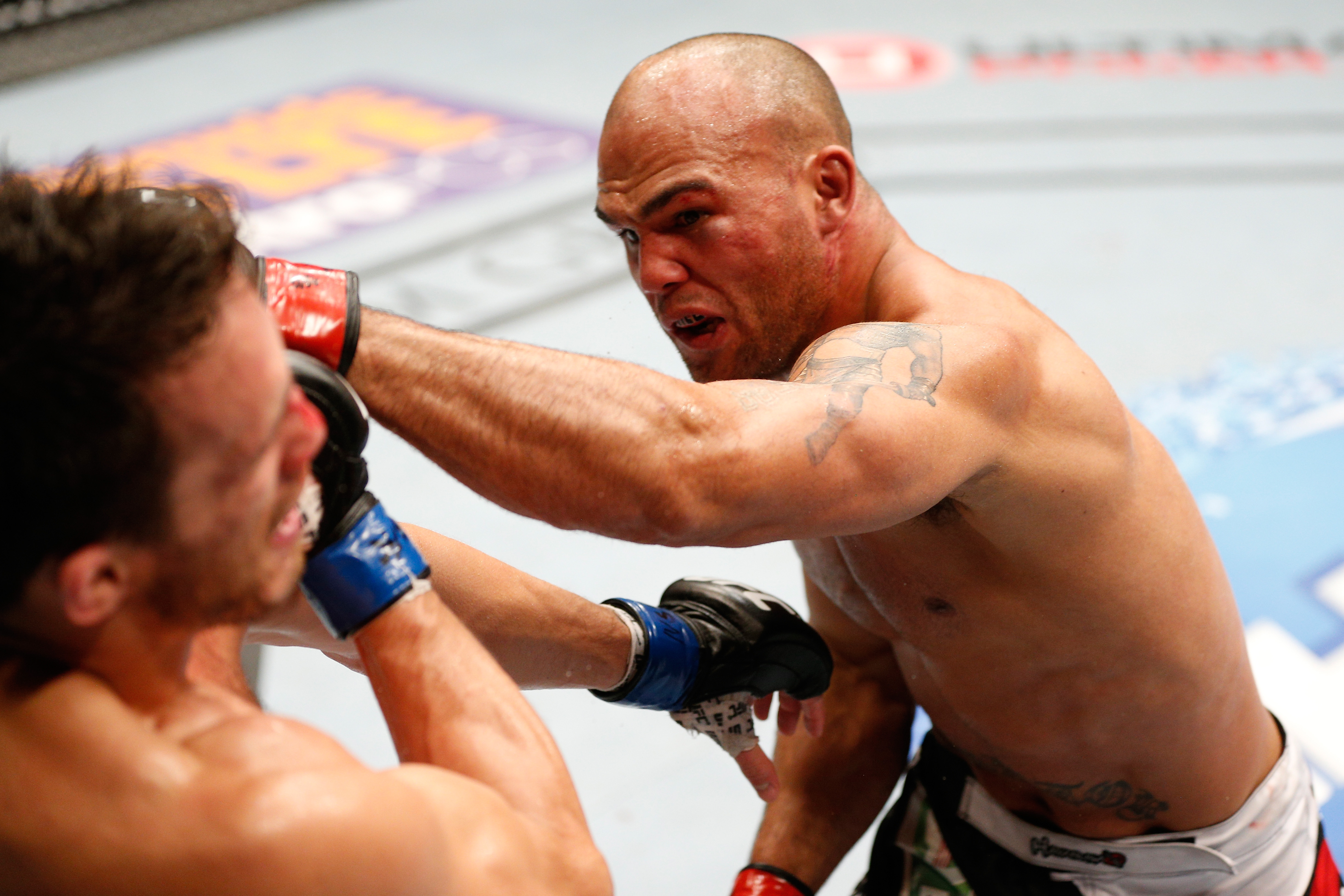 <a href='../fighter/Robbie-Lawler'>Robbie Lawler</a> Robbie Lawler