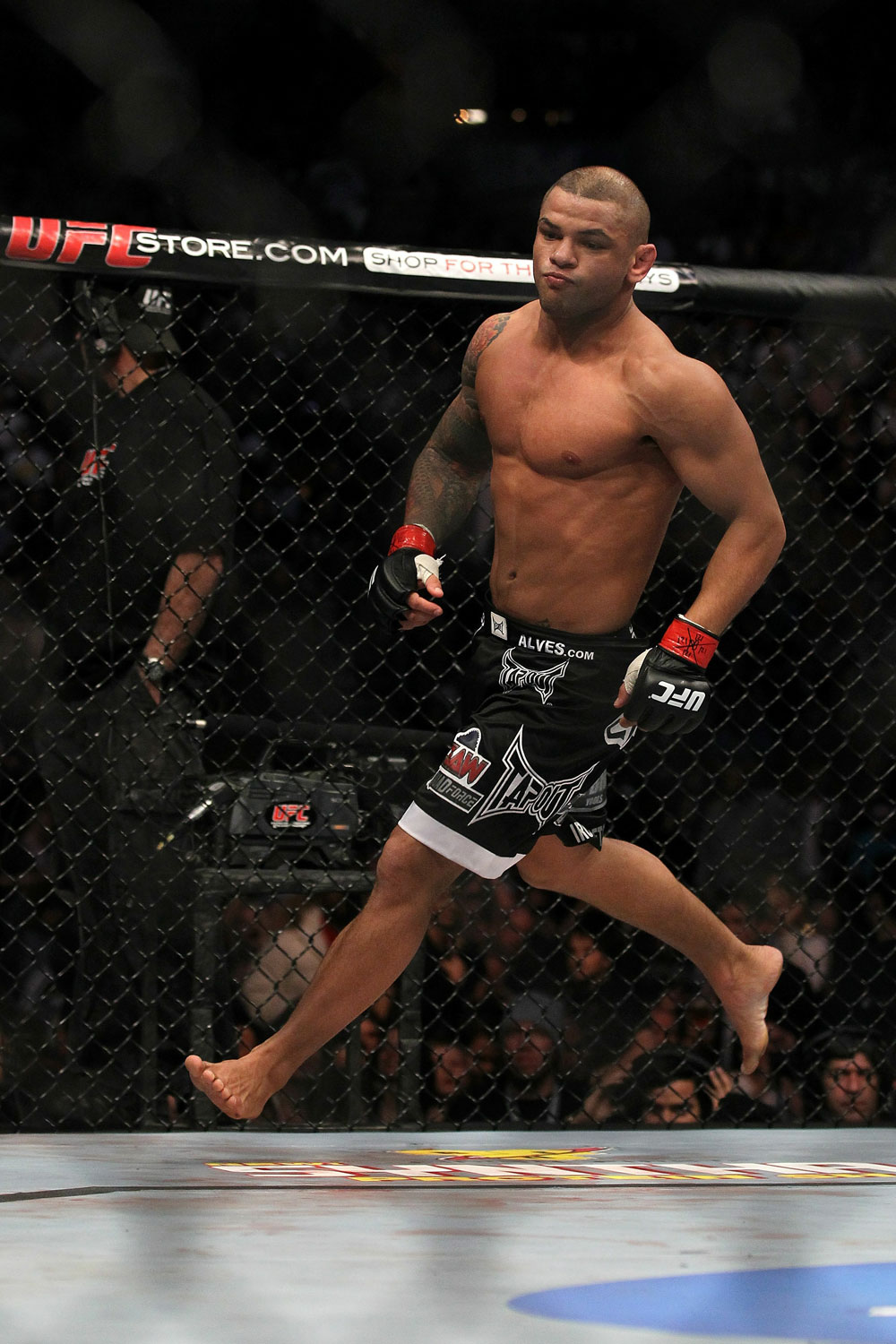 Thiago Alves - Official UFC® Fighter Profile | UFC ® - Fighter Gallery