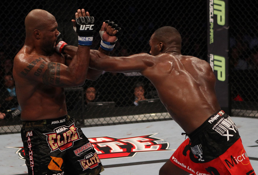 History in the Making: Jon Jones chokes out Rampage Jackson in dominant ...