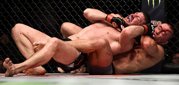 (R-L) St-Pierre attempts to submit Bisping during the UFC 217 event inside Madison Square Garden on November 4, 2017 in New York City. (Photo by Brandon Magnus/Zuffa LLC)