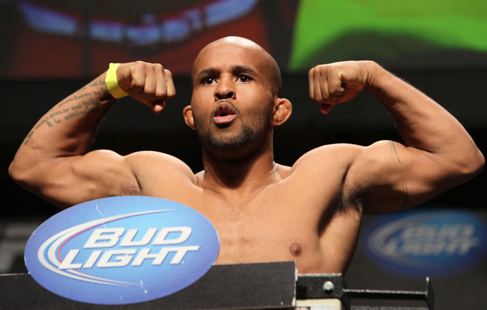 Mighty Mouse defende título no UFC 177 | UFC ® - News